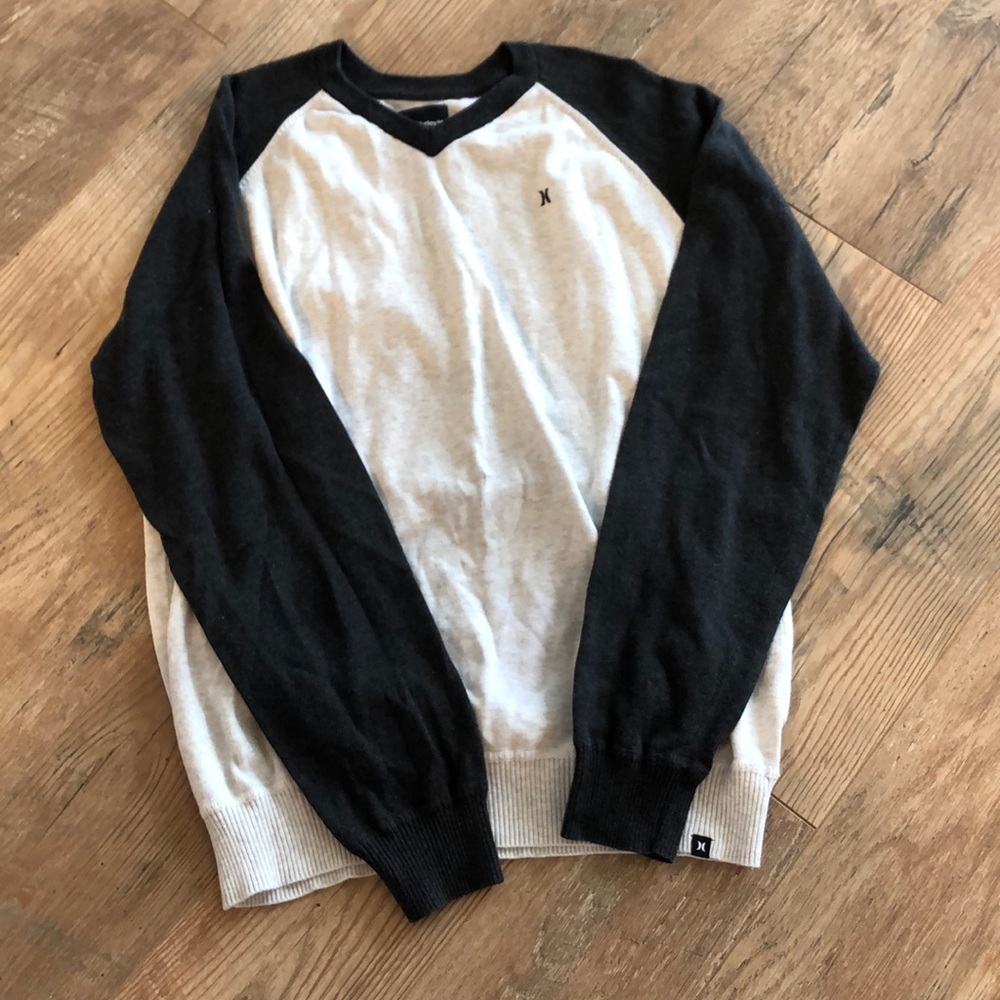 Men’s Hurley sweater